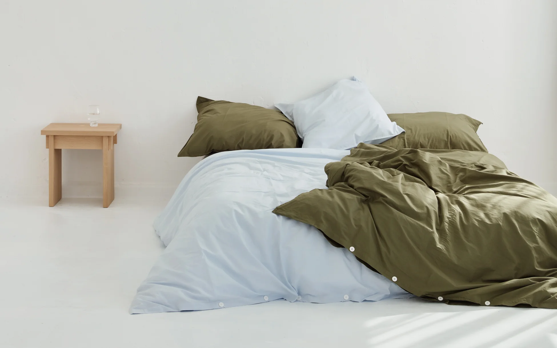 Oplev DAWN sengetøj for bæredygtig komfort og kvalitet