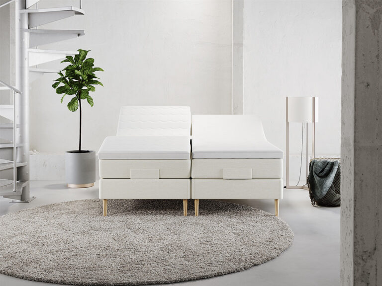 Tromsø Modal Elevation (Sand) - 210x210 cm.