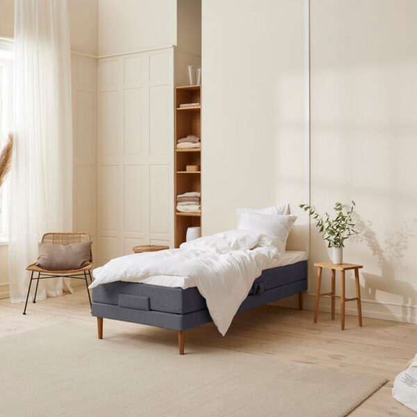 Monark - Trykaflastende | Elevation (Antracit) 90x200 cm.