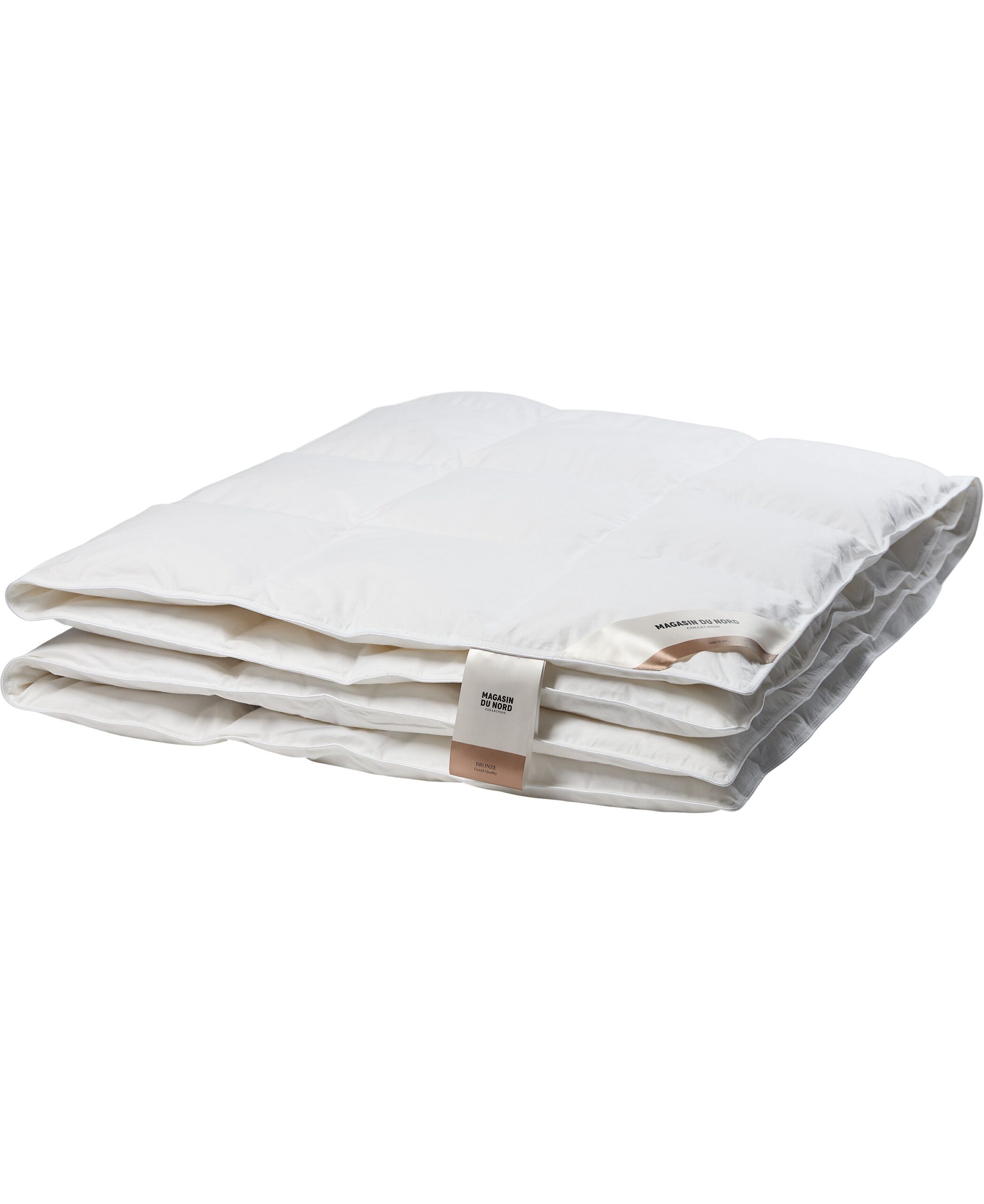 Magasin Bronze Moskusdun Dyne Let 140x200 cm. Magasin Bronze Moskusdun Dyne Let 140x200 cm.