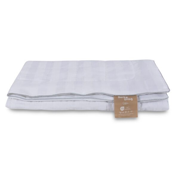 Baby sommer silkedyne med 100% Mulberry silkefyld - 70x100 cm - Temperaturregulerende sommerdyne fra Borg Living