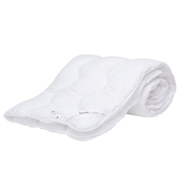 Helårsdyne 140x200 cm - Blød fiberdyne - Tyk dyne med let & luftigt fiberfyld - Høie dyne Gemini