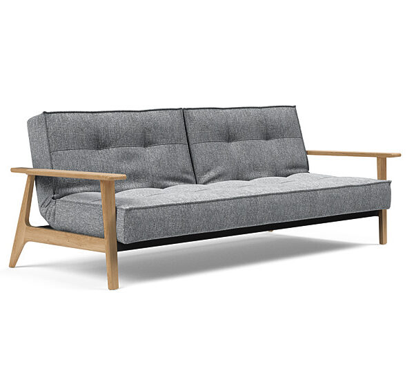 Innovation - Splitback sovesofa med Frej armlæn - Valg armlæn mellem egetræ eller røget egetræ-565 -Egetræ