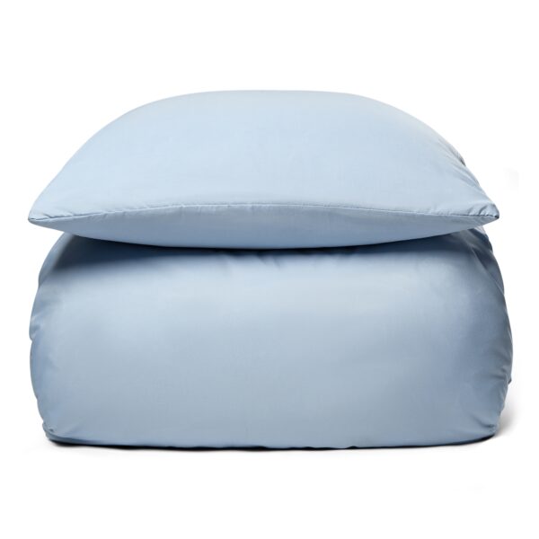 Sengetøj 140x220 cm - Ensfarvet lyseblåt sengesæt - Microfiber sengelinned - IN Style sengelinned