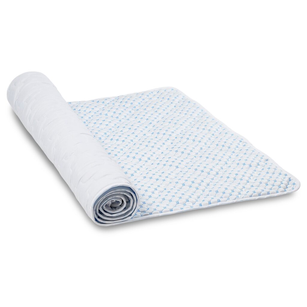 Kølende rullemadras - 140x200 cm - Allergivenlig og åndbar madrasbeskytter - Fra SLEEP TECH By Borg