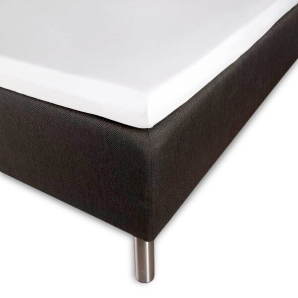 Kuvertlagen 140x200 cm - 100% blød bomuld - Højde 8 cm - Hvidt lagen til topmadras by Nordstrand Home