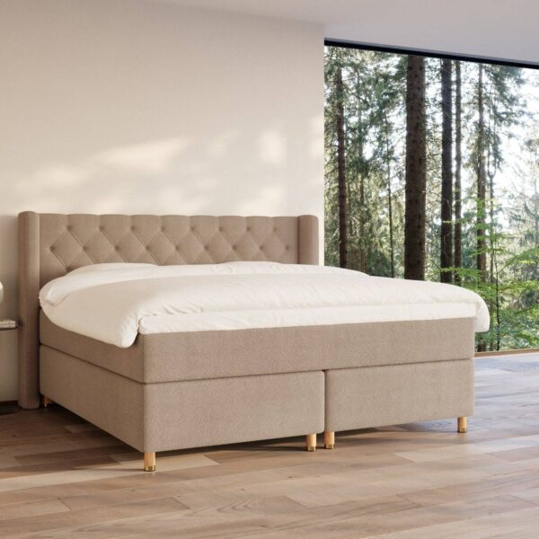 Eira Bouclé latte 200x200 – Nordic Dream kontinentalseng