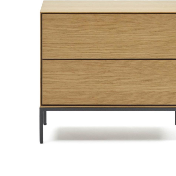 Sengebord/Nattebord Kave Home Vedrana i Egetræsfinér og Stål H55xB40xL60 cm - Naturlig/Sort