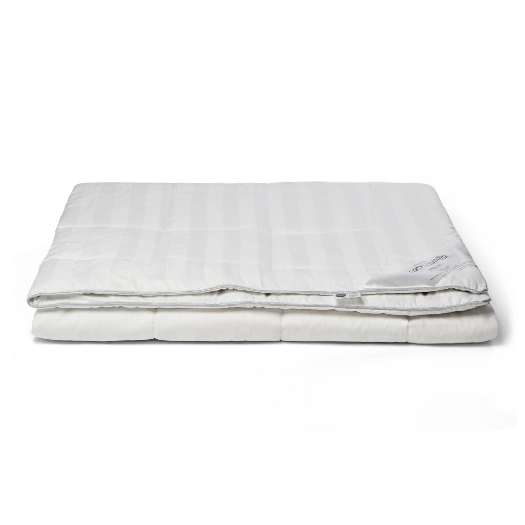 Silkedyne - 100% mulberry silkefyld - Temperaturregulerende dyne - Nordstrand Home helårsdyne