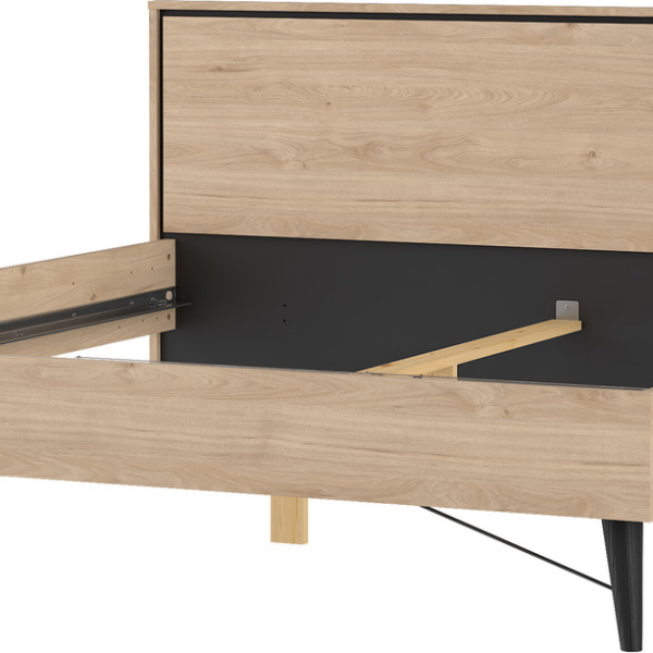 Askø Sengeramme 180x200 cm – Jackson Hickory, uden Lamelbund